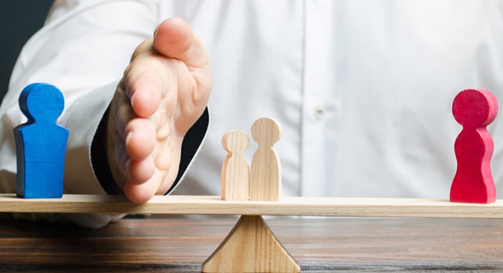 Определение места жительства ребенка в Бахчисарае